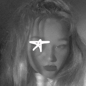 Meet your Posher, Desiree